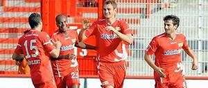 Mit einem 3:0 gegen Paderborn hat Union den kompletten Fehlstart verhindern können.