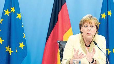 Schweigen ist Gold. Bundeskanzlerin Angela Merkel (CDU) äußerte sich am 21. Juli in Brüssel ausführlich zu den Ergebnissen des Sondergipfels. Jetzt ist sie im Urlaub, hält per Handy Kontakt zu ihren Amtskollegen – aber öffentlich sagt sie nichts.