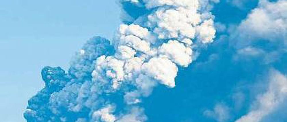 Wolke mit Folgen. Die Asche des Eyjafjallajökull legte den europäischen Flugverkehr lahm. Foto: p-a/dpa