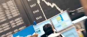 Nervöser Handel. Nach einem Einbruch um mehr als sieben Prozent rettete sich der Dax am Dienstag zeitweise ins Plus. 