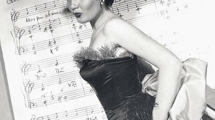 Renate Holm in dem Film „Das Fräulein vom Amt“, 1954. Foto: Davids/Bildarchiv Hallhuber