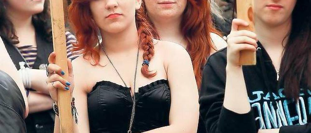 "Gute Mädchen kommen in den Himmel, böse kommen überall hin": Die Slutwalks – hier in Edinburgh – machen mit einer alten Weisheit der Frauenbewegung neu Ernst.