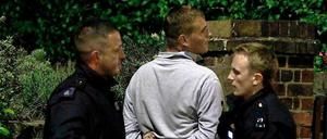 2000 Menschen sind wegen der Krawalle festgenommen worden.