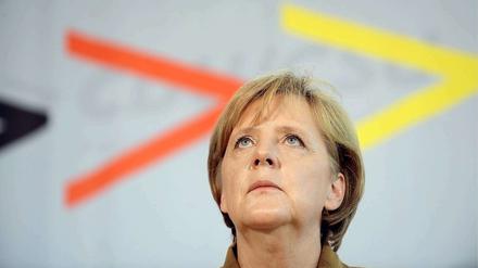 In der CDU regt sich Widerstand gegen das Agieren von Parteichefin Angela Merkel.