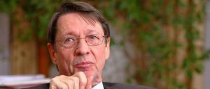 "Sorgfalt vor Schnelligkeit", sagte Innensenator Ehrhart Körting am Donnerstag. Die Stelle des Polizeipräsidenten wird wohl erst nach der Abgeordnetenhauswahl besetzt.