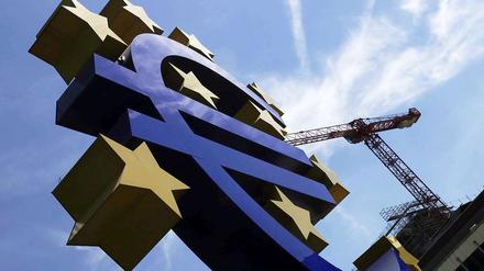 Der Druck auf Berlin in Sachen gemeinsamer europäischer Staatsanleihen (Euro-Bonds) wächst.