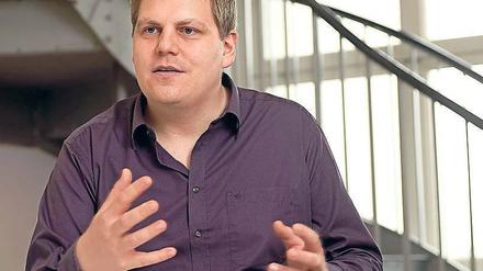 Der Gründer. Jens Begemann ist in Detmold geboren und hat in Berlin Betriebswirtschaft mit Schwerpunkt Wirtschaftsinformatik studiert. Von 2001 bis 2008 arbeitete er bei der Klingeltonfirma Jamba. 