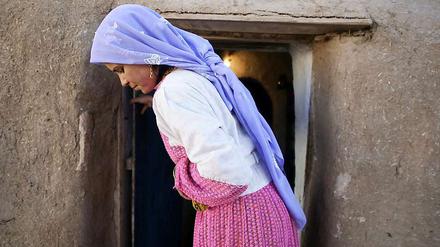 Im traditionellen Ost- und Südostanatolien soll es laut türkischer Medien häufiger Fälle von illegalem Brauthandel geben. In der Türkei ist das Mindestalter für eine Heirat auf 17 Jahre festgelegt.