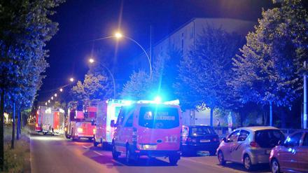 Brandstifter haben sich offenbar Prenzlauer Berg als neuen Schwerpunkt ausgeguckt: In der Prenzlauer Allee und anliegenden Straßen brannte es in der Nacht zu Mittwoch gleich mehrfach.