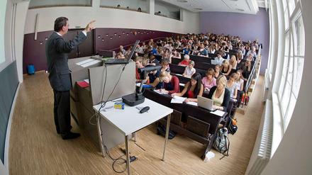Die Uni Heidelberg war als drittbeste deutsche Hochschule nach dem Schnaghai-Ranking gewohnheitsmäßig weit vorne. Weltweit dominieren aber Unis aus dem angelsächsischen Raum.