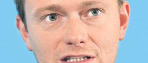 FDP-Generalsekretär Christian Lindner kritisiert die Pläne der Kanzlerin, eine Steuer auf Finanztransaktionen zu erheben.