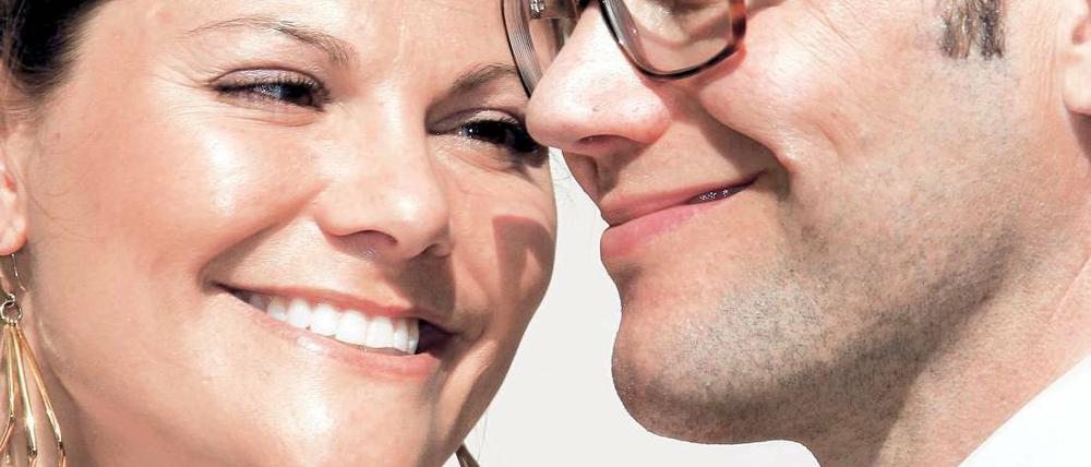Freudige Nachricht. Kronprinzessin Victoria und ihr Mann Prinz Daniel. Foto: dapd