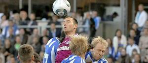 Hoch gestiegen, tief gefallen. Schalke droht in der Europa League das frühe Aus.