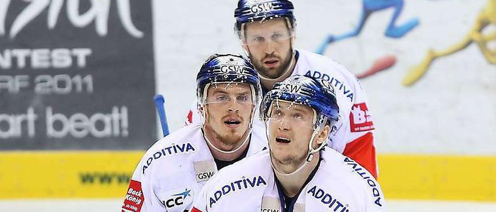 Kein Spaß für die Eisbären: Der Titelverteidiger blamierte sich im Spiel gegen Salzburg.