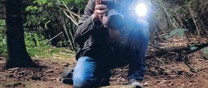 In einem Waldstück bei Vechta haben sich die drei jungen Frauen offenbar umgebracht. Geprüft wird, ob sie sich im Netz zum gemeinsamen Selbstmord verabredet haben. Foto: dapd