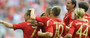 Mit einem 5:0-Erfolg gegen den Hamburger SV setzten die Bayern ein Ausrufezeichen.