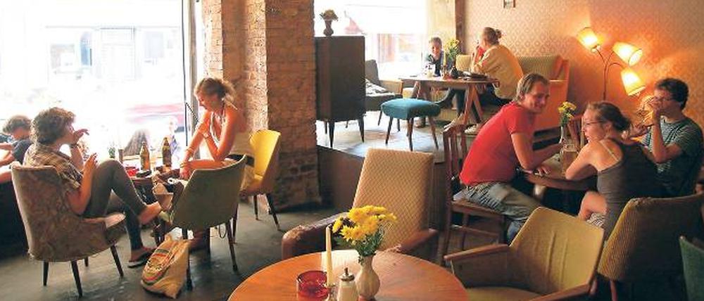 Für jeden haben die Macher zehn Tipps parat. Ob Imbiss, Kneipe oder Museum, bis hin zu den besten Bars – wie das Luzia in der Oranienstraße.