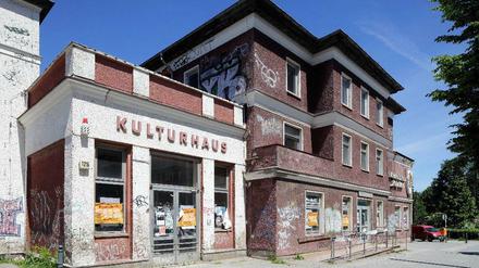 Das Kreiskulturhaus „Peter Edel“ in der Berliner Allee in Weißensee vor der Sanierung.
