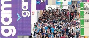 Wegen Überfüllung geschlossen: Besucheransturm auf der Spielemesse. Foto: dpa