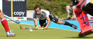 Auch im Liegen zeigt der deutsche Nationalspieler Matthias Witthaus beim Spiel gegen Belgien vollen Einsatz.