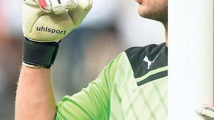 Ich mach’ die Ansagen. Sven Ulreich hat es in Stuttgart nicht immer leicht. Foto: Camera 4