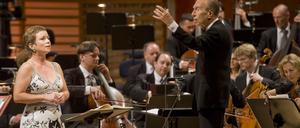 Claudio Abbado mit der Sopranistin Christine Schäfer 