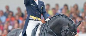 Zum Köpfe senken. Die Leistung von Matthias Rath und Totilas bei der EM reichte nur für Platz fünf. Foto: dpa