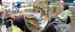 Türken in Deutschland: Integration? Leitkultur? Parallelgesellschaft? Nach Meinung von US-Diplomaten ist die Situation nicht gerade rosig - aber es geht aufwärts.