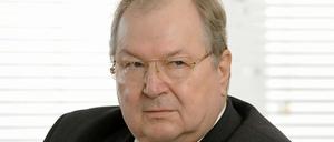 Neuköllns Bürgermeister Heinz Buschkowsky ist über die schlechte Haushaltsführung der Jugendämter verärgert.