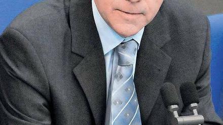 Bundestagspräsident Norbert Lammert wollte mehr Zeit für die Beratungen. Foto: ddp