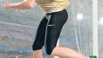 Hüftschwung. Nadine Müller schleuderte den Diskus 65,97 Meter weit. Foto: dpa
