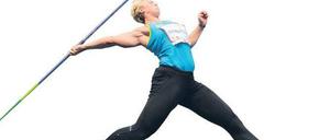 Rotierende Hünen. Robert Harting (links) und der Este Gerd Kanter, sein Rivale. Fotos: dpa