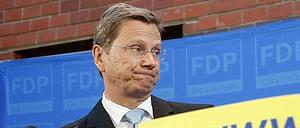 Guido Westerwelle hat seine missliche Lage auch Bundeskanzlerin Merkel zu verdanken.