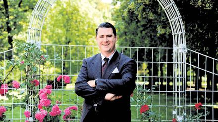 Nostalgie: Swing-Musiker Andrej Hermlin im Rosengarten des Bürgerparks. 