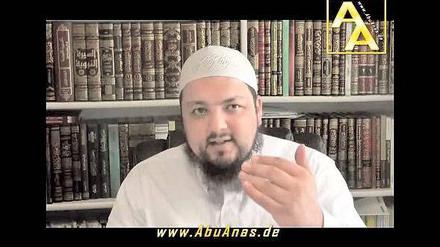 Botschaften im Internet. Muhamed Ciftci verbreitet seine Predigten hauptsächlich online.