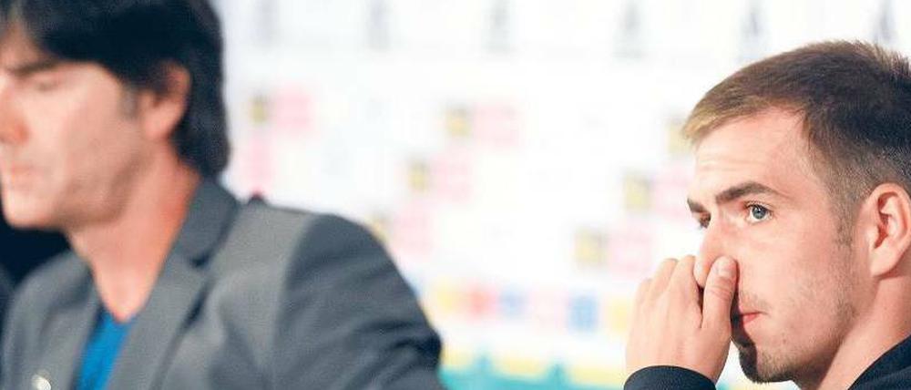 Öffentlicher Nasenstüber. Nationalspieler Philipp Lahm hat die Aufregung um sein Buch nicht gewollt. 