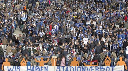 Für viele Fans sind Stadionverbote mitunter willkürlich. Da hilft nicht mal mehr Sarkasmus.