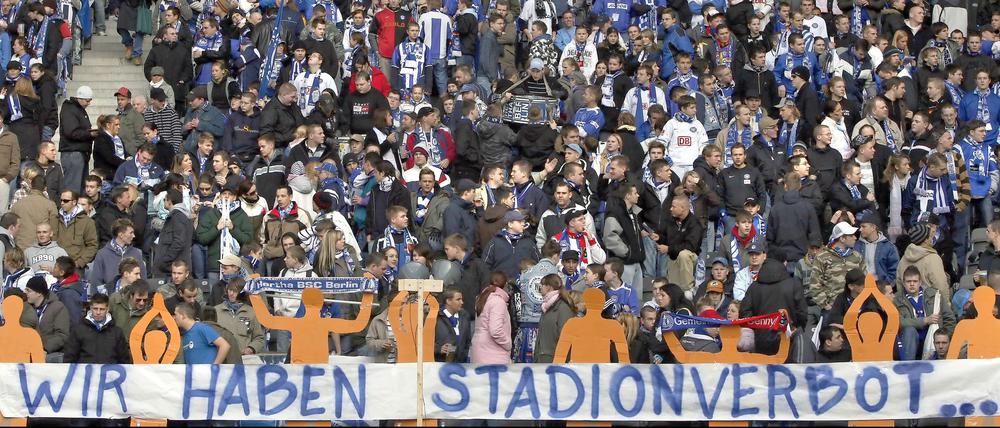 Für viele Fans sind Stadionverbote mitunter willkürlich. Da hilft nicht mal mehr Sarkasmus.