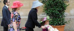 Rund 700 Gäste aus dem deutschen und internationalen Hochadel sind zur Hohenzollern-Hochzeit in der prachtvollen Umgebung von Sanssouci geladen.