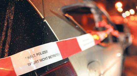 In den vergangenen Monaten kam es immer wieder zu Autobränden in Berlin. In den meisten Fällen flüchteten die Täter unerkannt. 