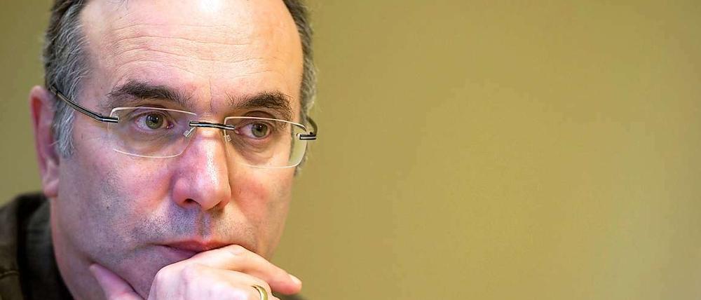 Er schaltet um auf Attacke: Wirtschaftssenator Harald Wolf (Linkspartei).