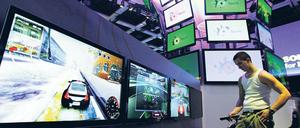 Die neue Generation. Auf dem Smart-TV lassen sich auch online Spiele spielen. Foto: Reuters