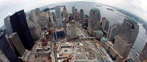 Was wird aus Ground Zero? Wo ein riesiges Loch klaffte, erwacht neues Leben, wachsen neue Wolkenkratzer in den Himmel.