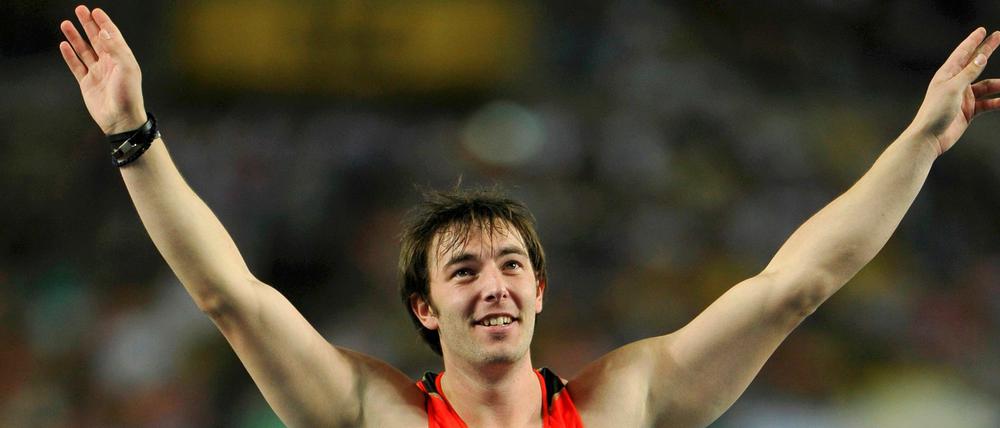 Matthias de Zordo ist neuer Weltmeister im Speerwerfen. Der 23-Jährige gewann in Daegu Gold mit 86,27 Metern vor dem hoch favorisierten Titelverteidiger Andreas Thorkildsen aus Norwegen. De Zordo ist der zweite Weltmeister im Speerwurf aus Deutschland. 1983 hatte Detlef Michel aus der damaligen DDR gewonnen.