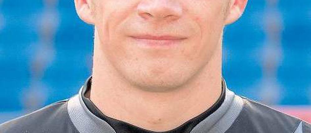 Dritter Mann in Hannover. Markus Miller kam 2010 vom Karlsruher SC, bei 96 spielte er nach einer Verletzung nie. Foto: dapd