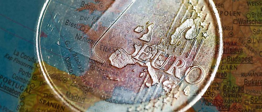 Soll die Krise um die Einheitswährung die Europäische Union staatlich einigen?