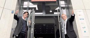 Hereinspaziert. Die Tagesspiegel-Chefredakteure Lorenz Maroldt (li.) und Stephan-Andreas Casdorff sind die Gastgeber.