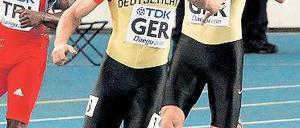 Game over. Sebastian Ernst (re.) und Alex Schaf verpatzen den Wechsel. Foto: Reuters