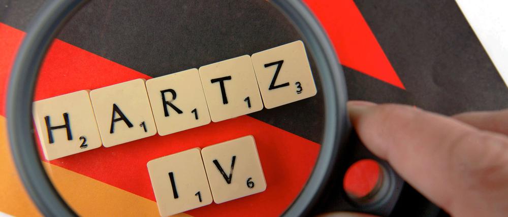 Der Deutsche Gewerkschaftsbund fordert von der Bundesregierung eine Reform der Hart-IV-Regelsätze. Eine erneute Klage vor dem Bundesverfassungsgericht wird angestrebt.