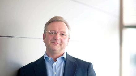 Er hat die Wahl gewonnen - allerdings nur bei den Unternehmern. Im Ludwig-Erhard-Haus siegte CDU-Kandidat Frank Henkel bei einer Abstimmung.